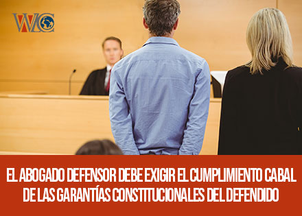 Abogado defensor en un juicio