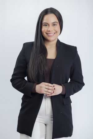 Dra-Maria-Alejandra-Madera-scaled.jpg